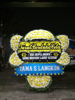 Papan Bunga Duka di Kebondalem