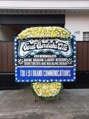 Papan Bunga Duka di Kebondalem